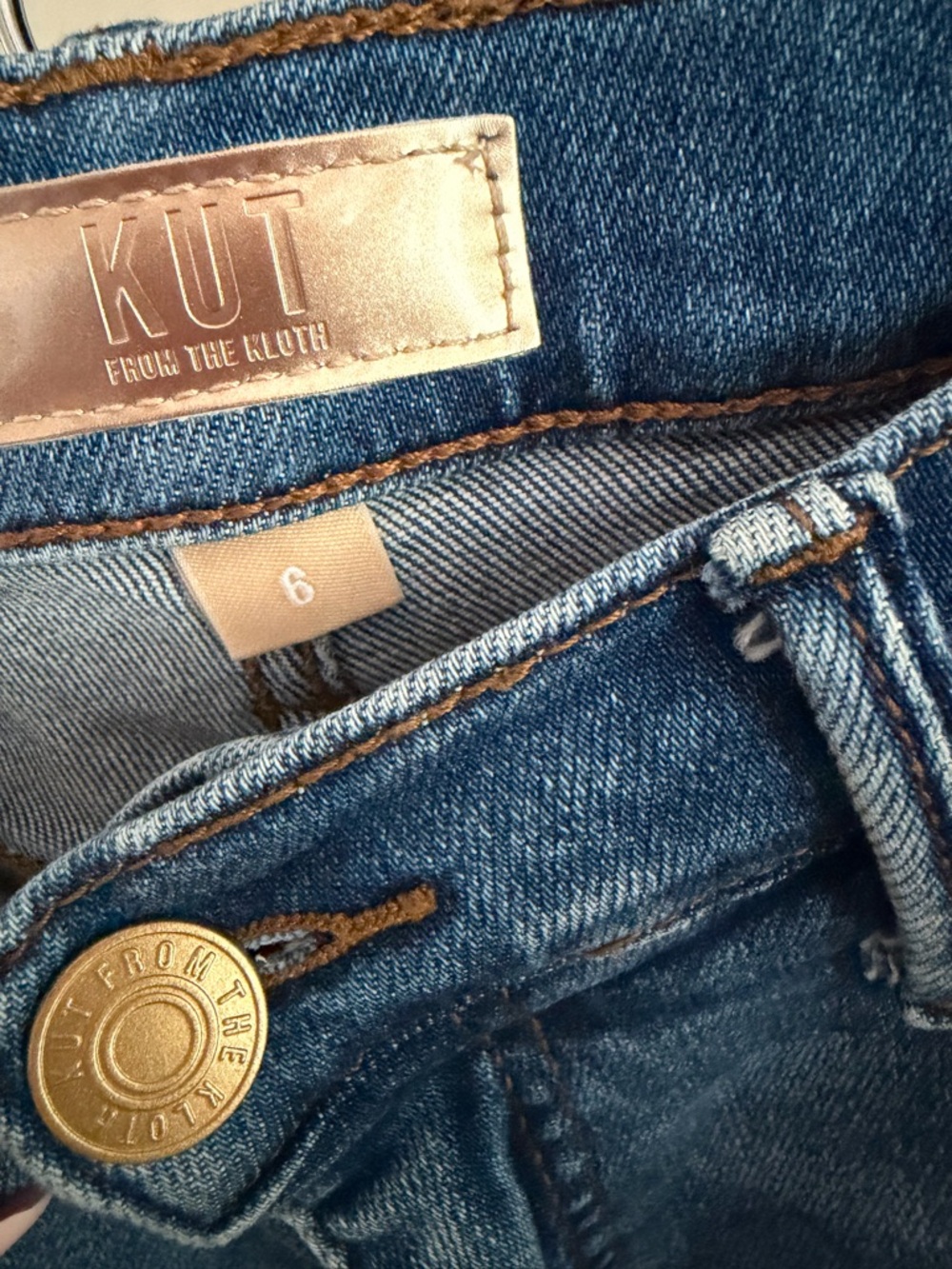 Kut from the Kloth Avery fab ab easy Straight Leg Jeans - Picture 4 of 6
